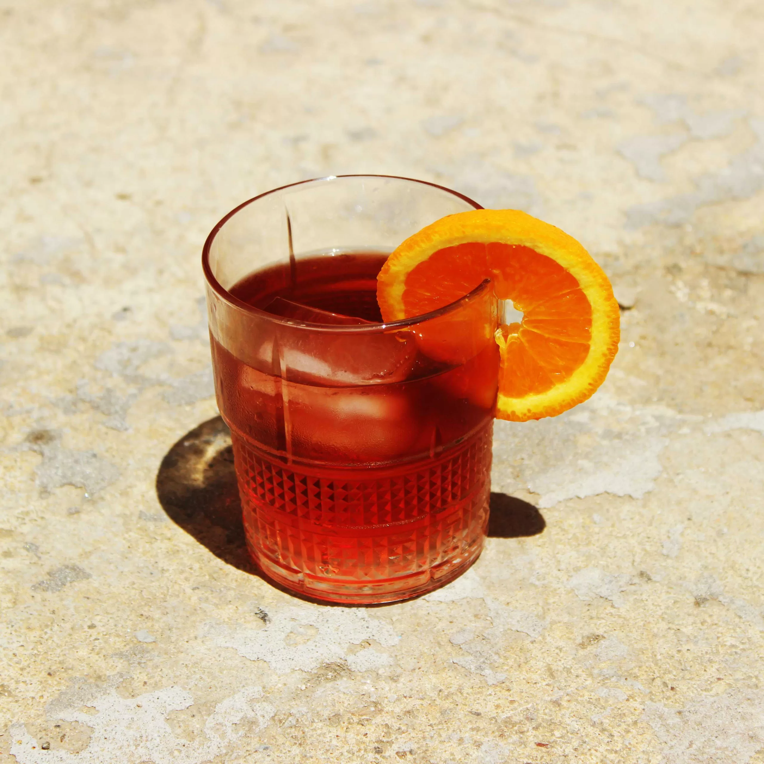 Negroni Sbagliato: 3 Recipes of The Serendipitous Mix