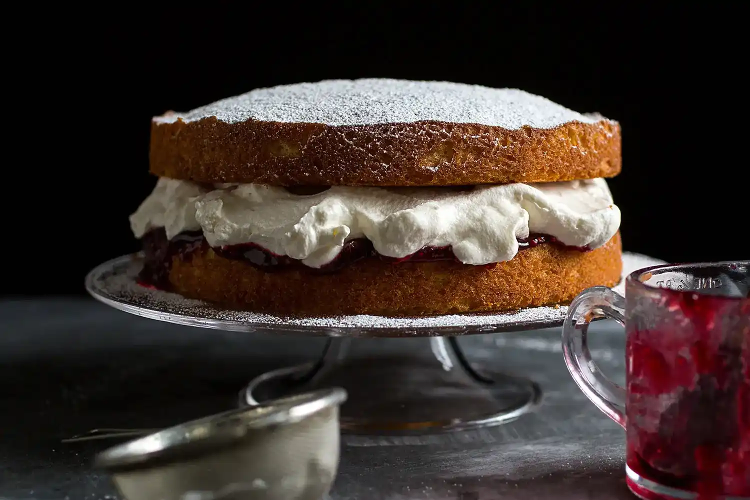 5 Common Mistakes When Making a Victoria Sponge (and How to Fix Them) 🍰