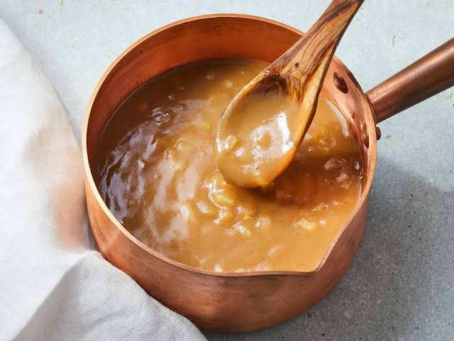 Gravy Recipe: Rich, Glossy Gravy for Any Roast Dinner